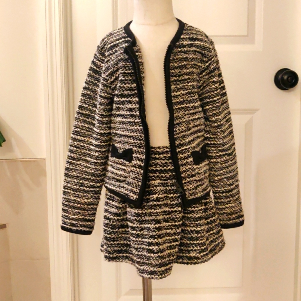 Boucle zip front Gymboree jacket and skirt set sz 5-6